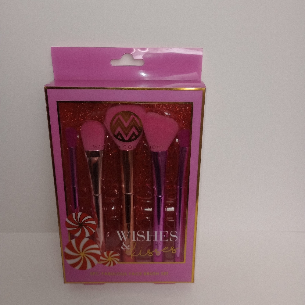 Macbeth Collection by Margaret Josephs 5 Pc Fabulous Face Makeup Brush Set